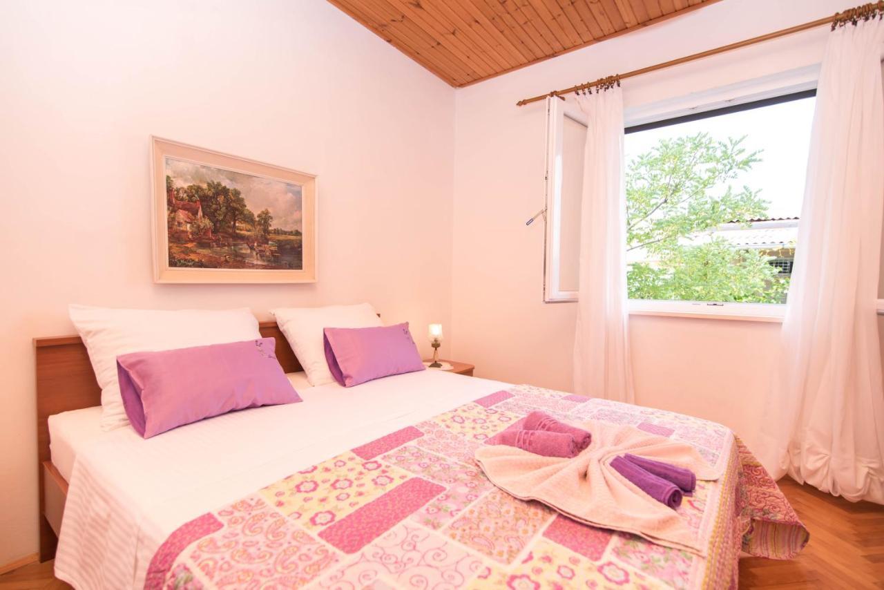 Apartments Salis Pag Town Dış mekan fotoğraf