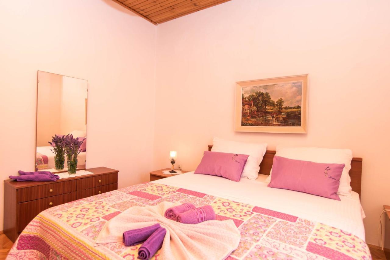 Apartments Salis Pag Town Dış mekan fotoğraf