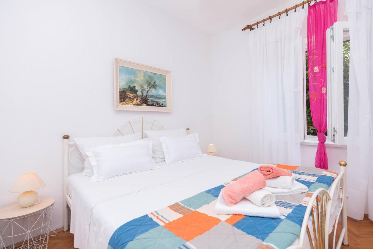 Apartments Salis Pag Town Dış mekan fotoğraf
